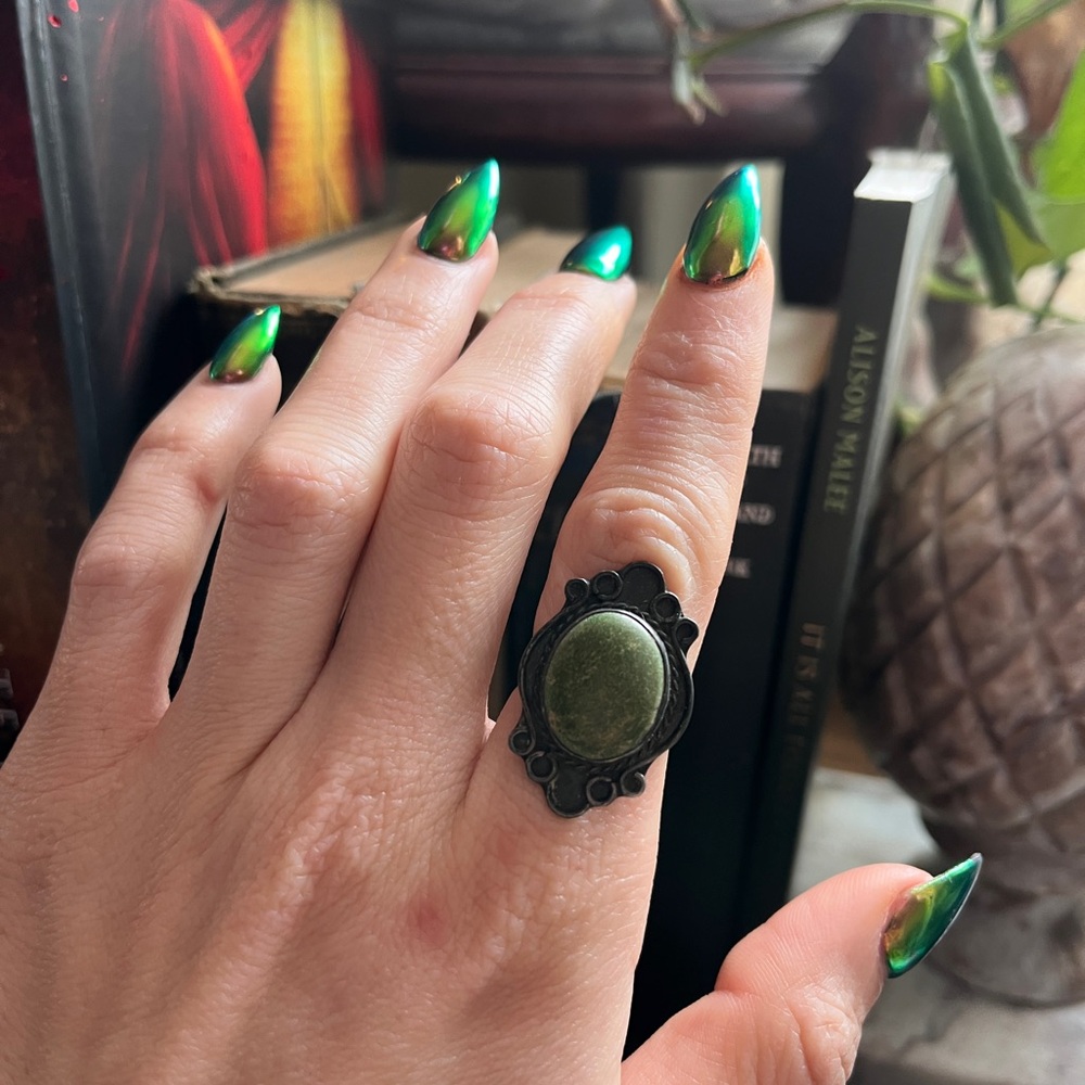 Green Stone (Turquoise) Vintage Ring Women Jewelry